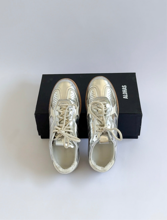 Alohas silver sneakers